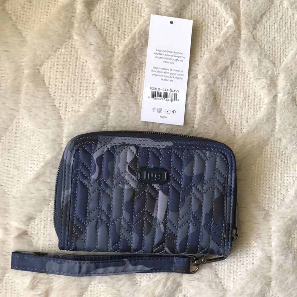 NWOT - LUG Rodeo Wallet in Camo Navy